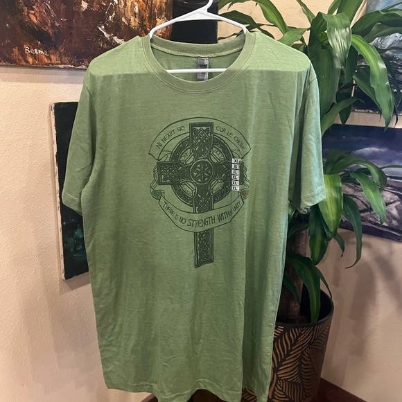 “There is no strength without unity” t-shirt NWOT - Picture 2 of 5